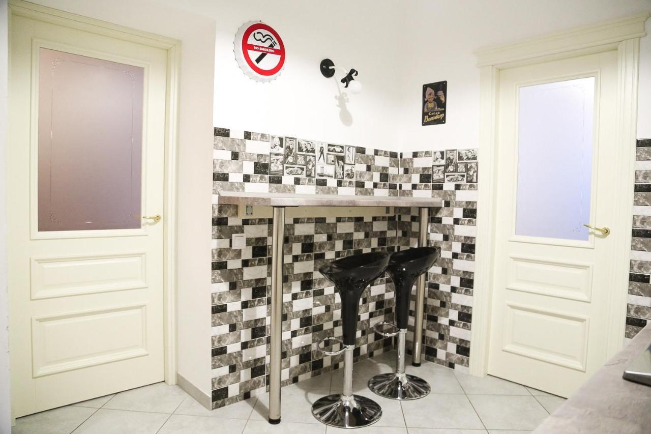 Monro - Heart Of Lviv Apartment Bagian luar foto